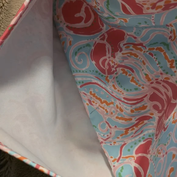 Lilly Pulitzer Insulated Cooler Tote Jellies Be Jammin - Picture 14 of 14